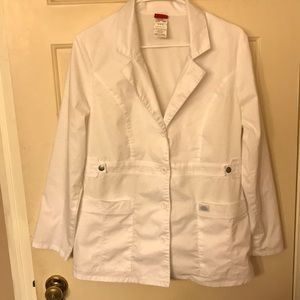 Women’s dickies scrub jacket